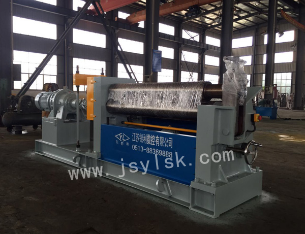 機械三輥非(fēi)對稱式卷闆機