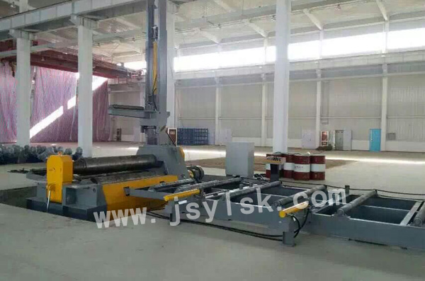 四輥卷(juan)闆機