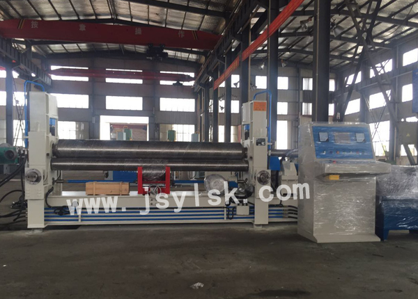 中小型上(shang)輥萬能式卷(juan)闆機