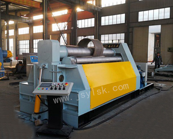 四輥(gun)卷闆機(ji)