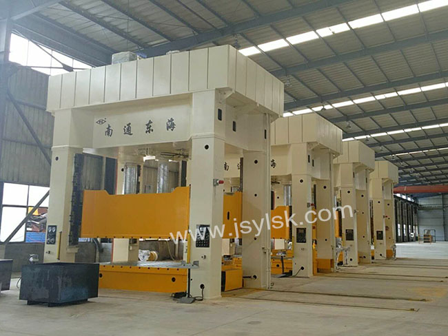 YL27系列框架液(ye)壓機