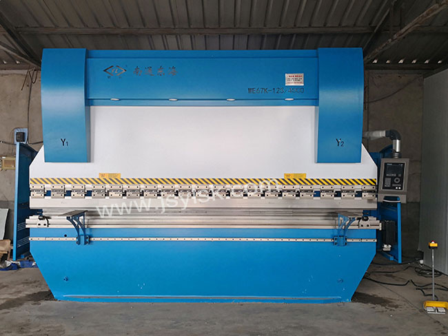 WE67K-125/4000數控折彎機(ji)