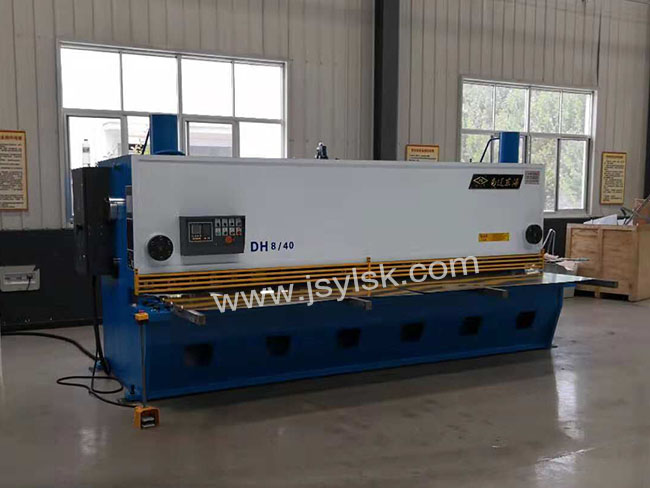 QC11Y-8*4000液壓剪(jiǎn)闆機
