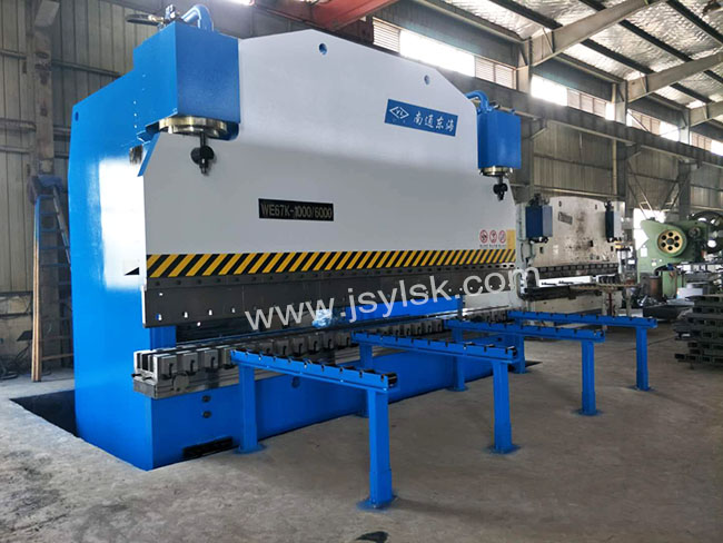 WE67K-1000/6000大型折(she)彎機