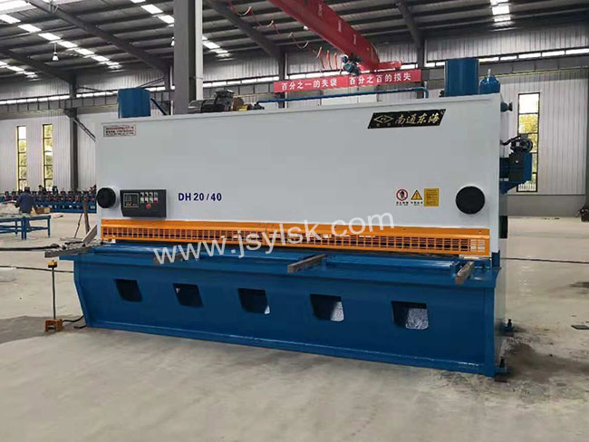 QC11Y-20*4000液壓(yā)剪闆機(ji)